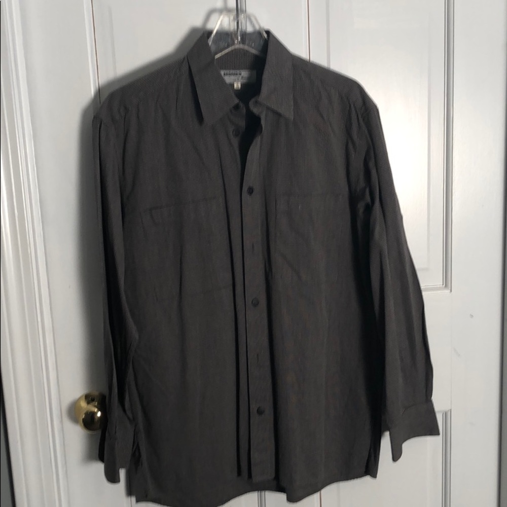 Mondo AI Marco long sleeve shirt.